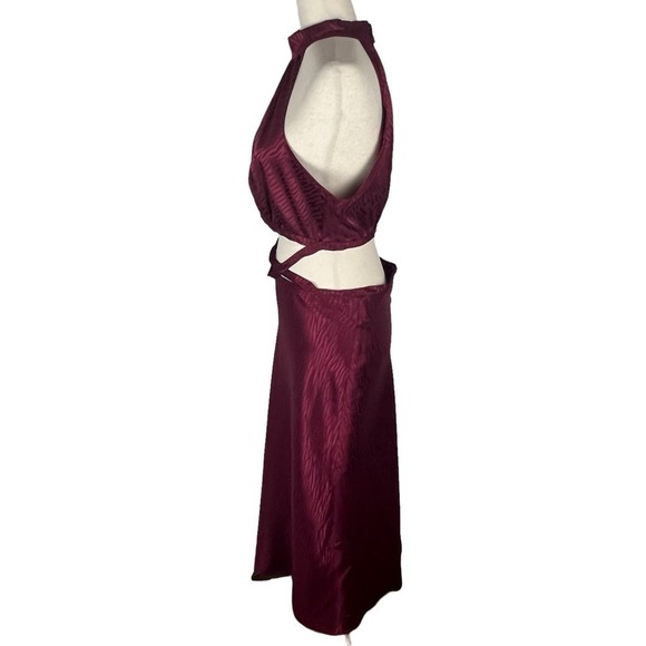 LULU'S FIERCE VISION JACQUARD CUTOUT SATIN MIDI DRESS IN WINE RED NWT SIZE LARGE - Picture 6 of 16